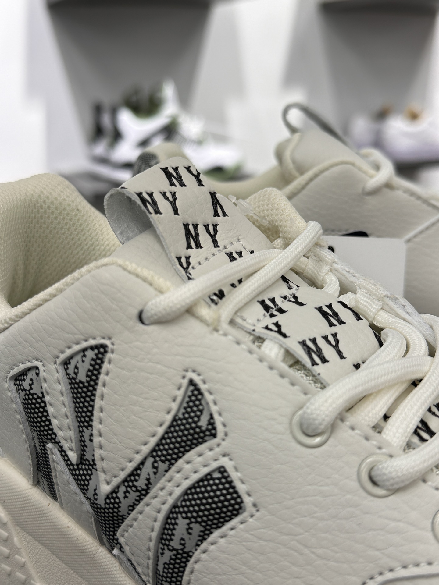 New York Yankees x MLB Big Ball Chunky MONO LT 厚底运动慢跑鞋 3ASHBWM4N(GP001) 满印老花