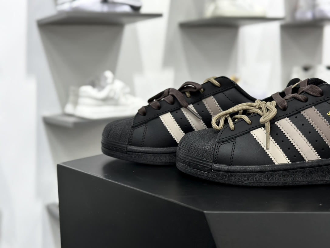 阿迪达斯/三叶草Adidas Originals Superstar”Yellow Black”经典贝壳头系列低帮板鞋“摩卡黑渐变”EG4959