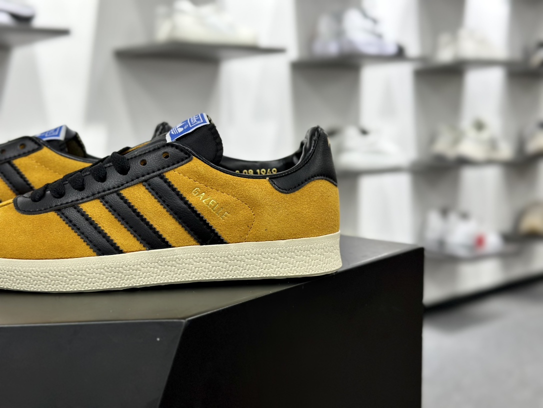 AD Gazelle Indoor Trainers 羚羊内训系列低帮复古百搭休闲运动德训风板鞋 JP5283