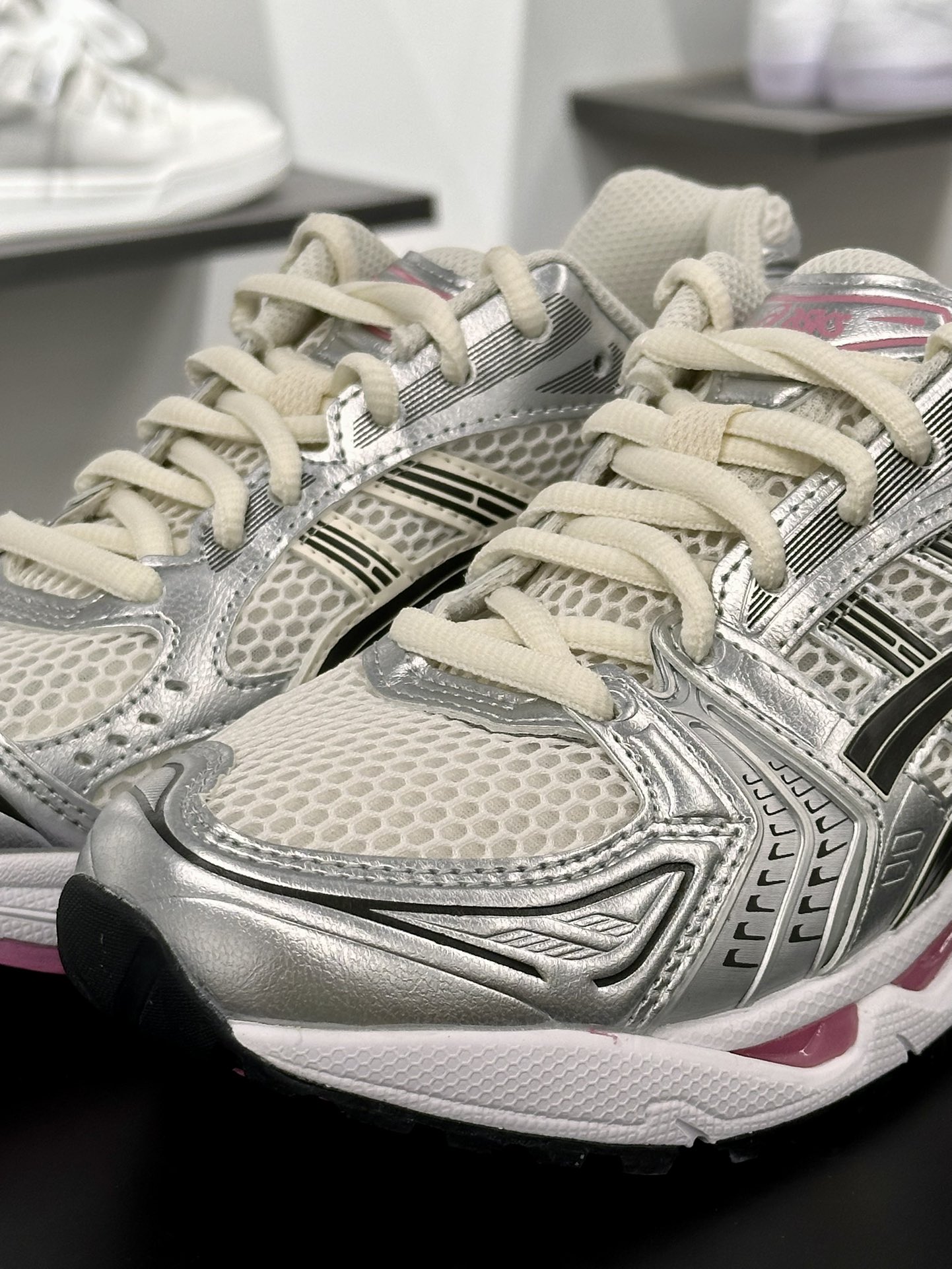 亚瑟士/ASICS Gel Kayano 14”Cream Sweet Pink”卡亚诺14代系列跑步鞋“金属银米白黑粉”1203A537-103