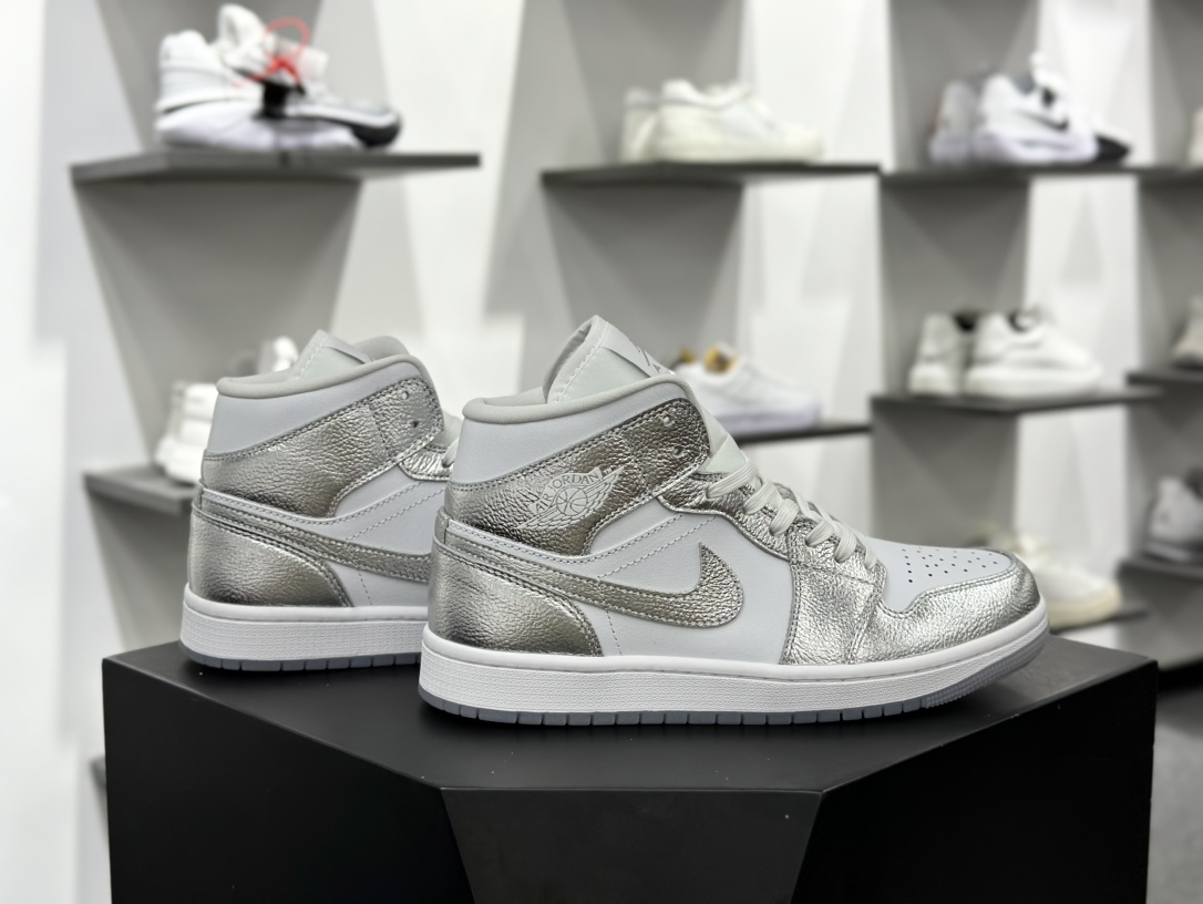 Air Jordan 1 Mid AJ1乔1中帮文化篮球鞋 FN5031-100