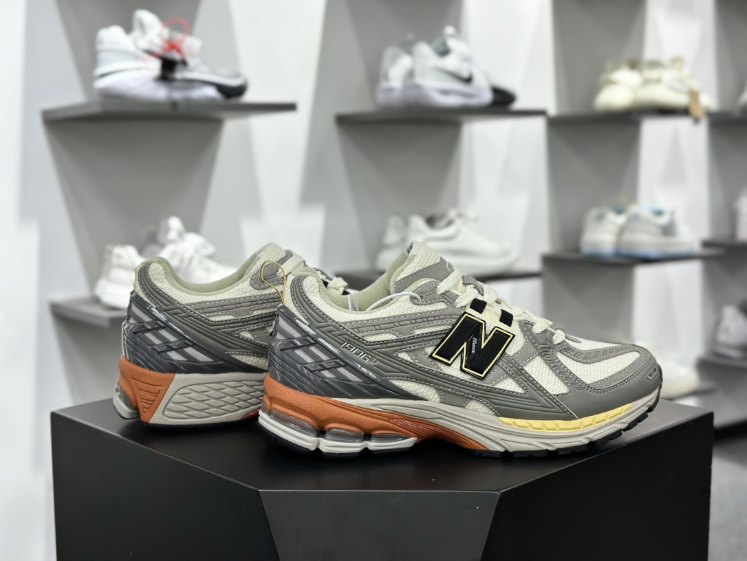 New Balance 1906系列复古老爹风休闲运动慢跑鞋 M1906NG1