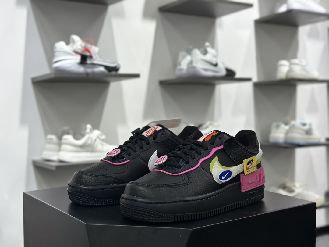 耐克Nike WMNS Air Force 1 Shadow”Black Fuchsia”空军一号板鞋”皮革黑黄宝蓝骚粉笑脸”CU4743-001