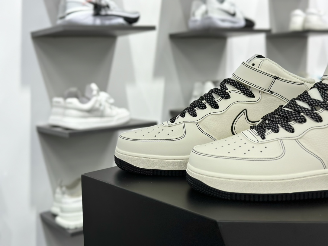 UNDEFEATED x Nike Air Force 1′07 Low”Beige/Black 3M”空军一号经典低帮板鞋“皮革米白黑五杠3M反光”GB5969-001