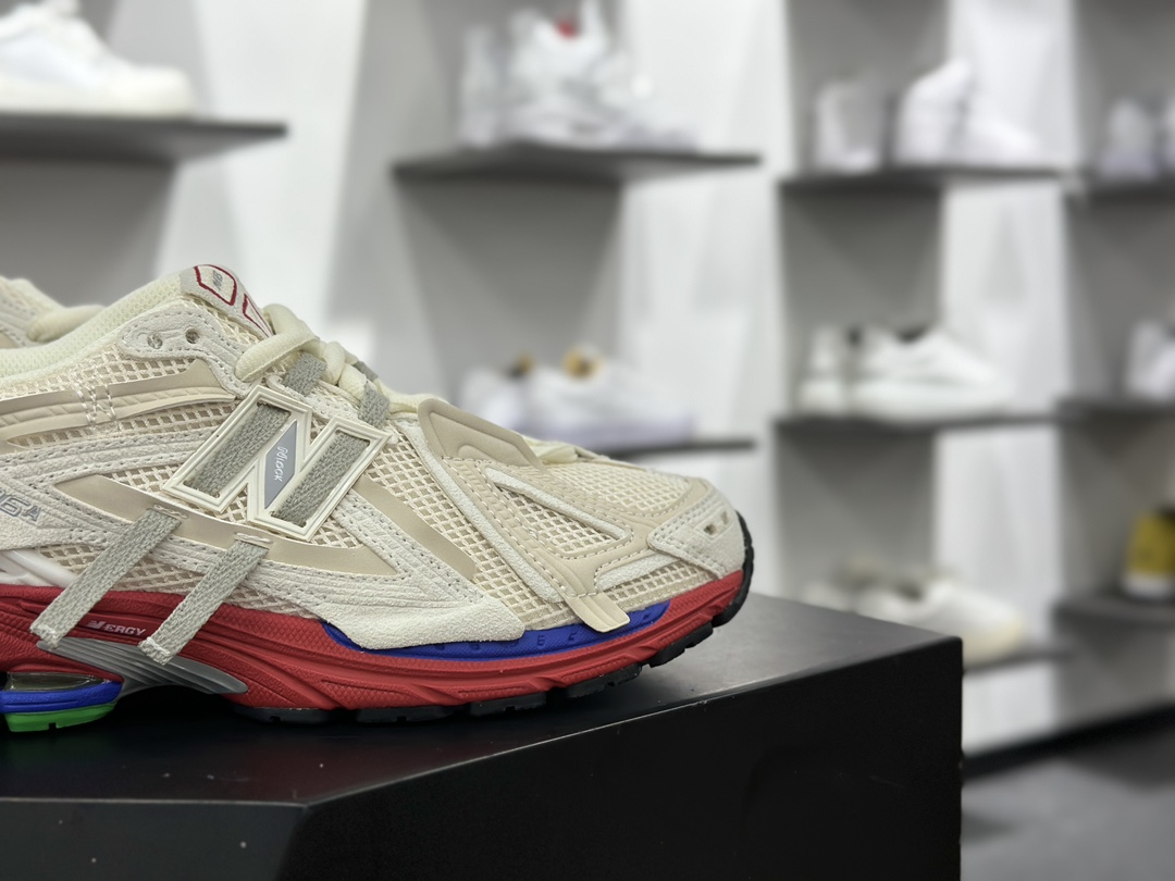 New Balance 1906系列复古老爹风休闲运动慢跑鞋 M1906AB米红