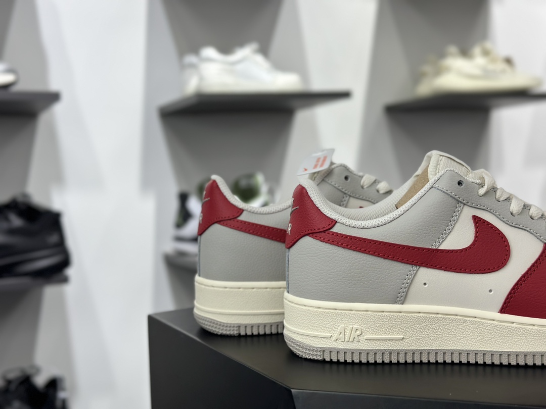 耐克Nike Air Force 1’07 Low”Gym Red Toe”空军一号经典低帮板鞋“皮革米白灰红”HJ9094-012