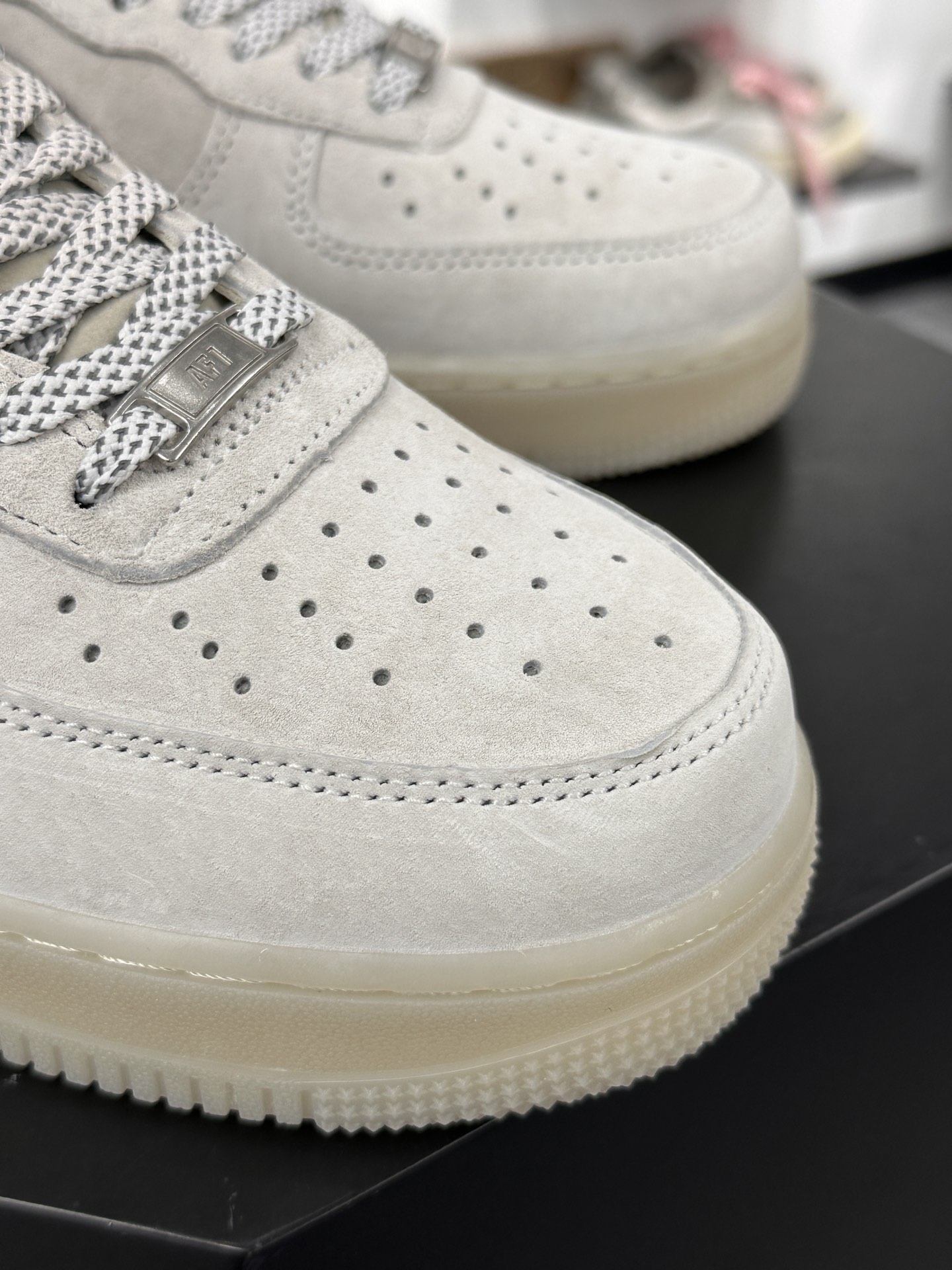 Nike Air Force 1 Low 07 x Reigning Champ 卫冕冠军  AA1117-116