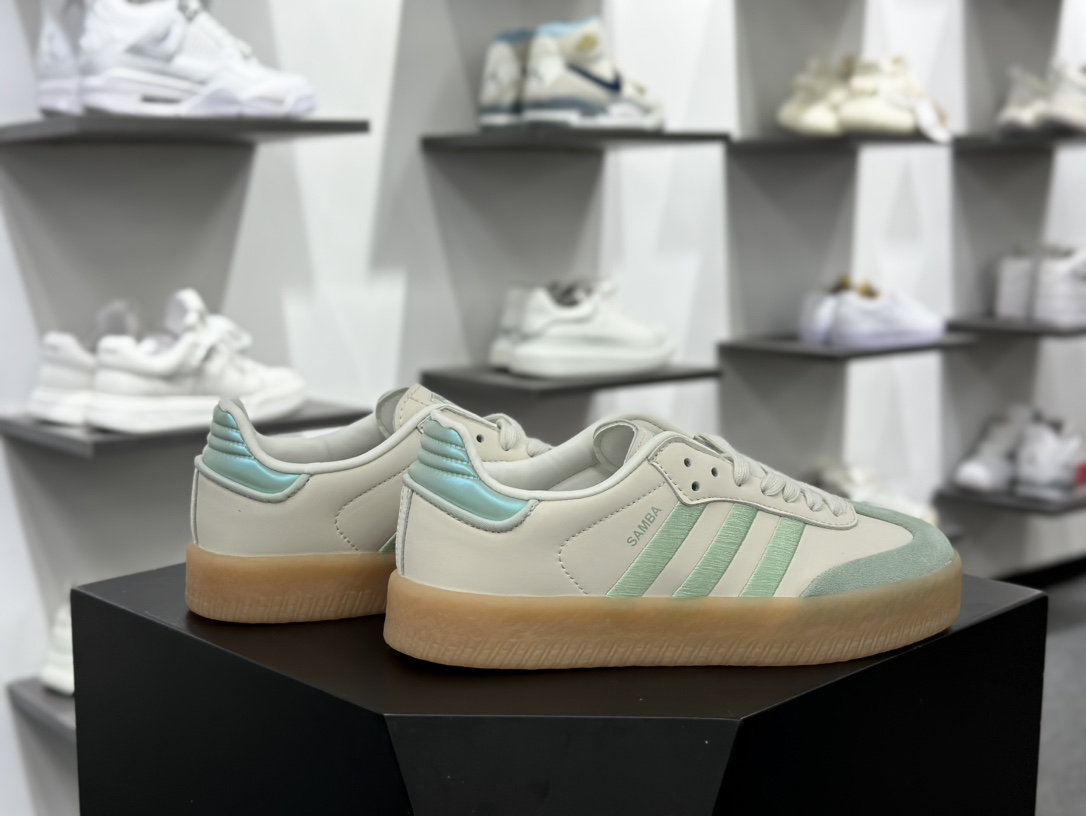 Adidas三叶草SAMBA ROSE 厚底休闲板鞋  IG1947