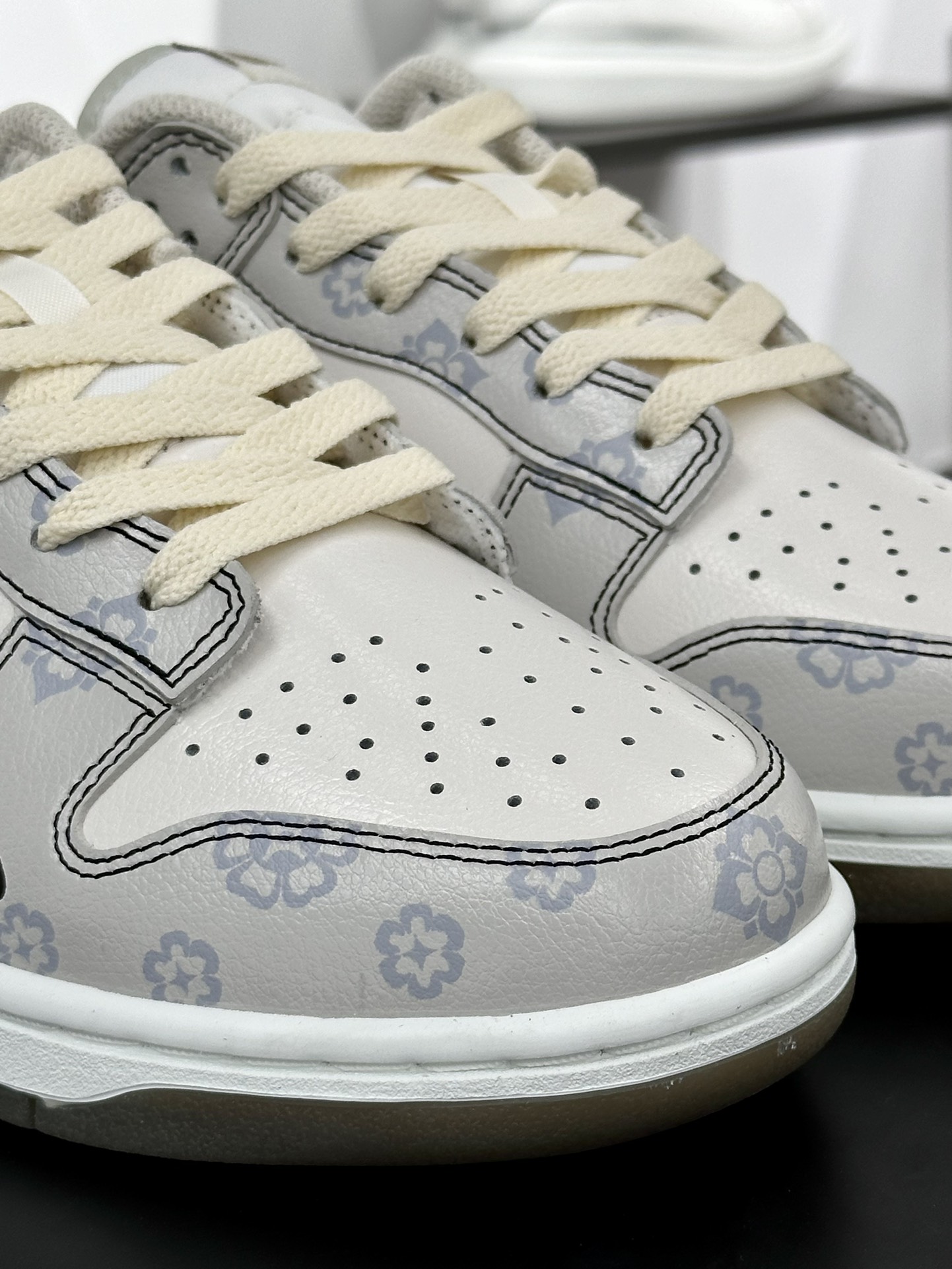 耐克Nike SB Dunk Low”Ancient Tang Dynasty”扣篮板鞋“白灰古唐印花涂鸦”FJ4188-001