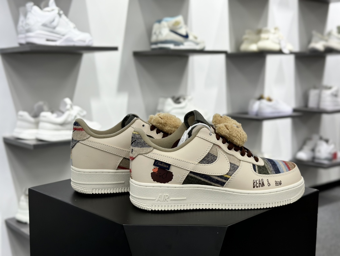 Pendleton x Nike Air Force 1’07 Low 空军一号经典低帮板鞋“米白苏格兰格子彩色小熊涂鸦”CW2289-230