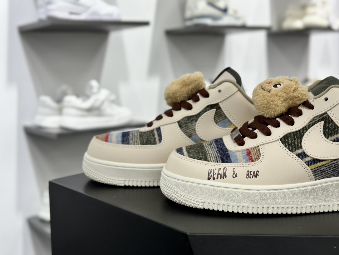 Pendleton x Nike Air Force 1’07 Low 空军一号经典低帮板鞋“米白苏格兰格子彩色小熊涂鸦”CW2289-230