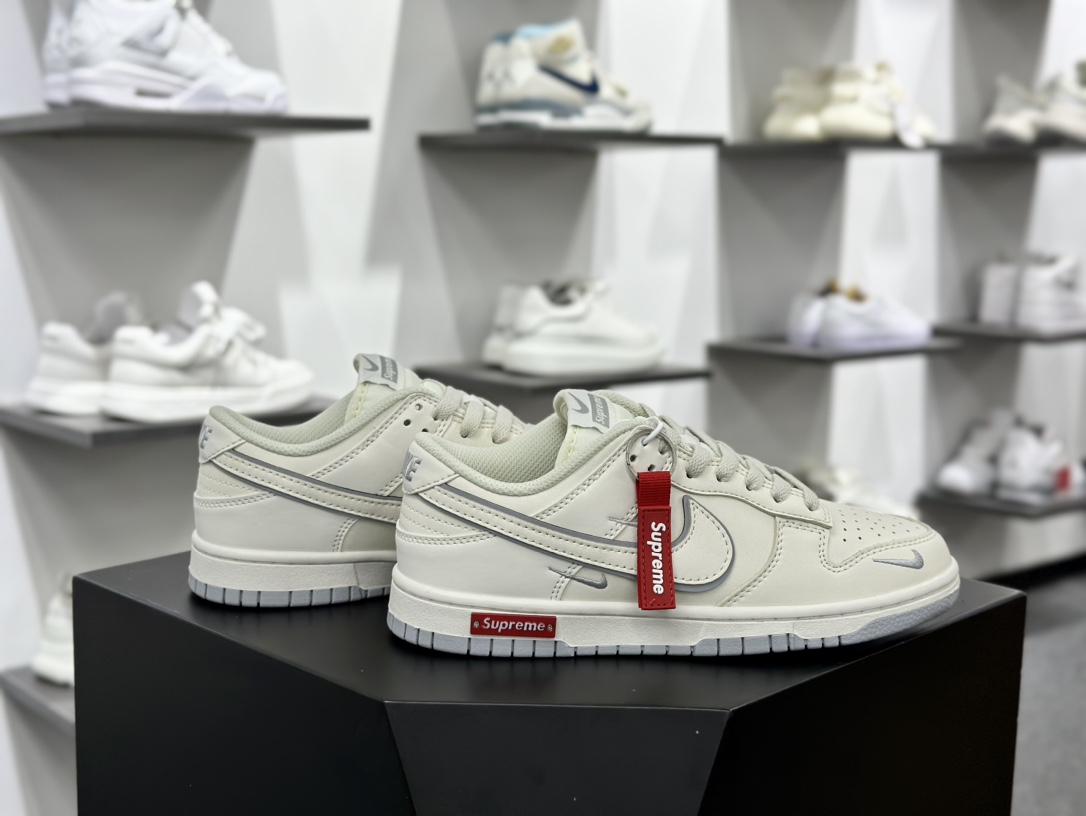 Supreme x Nike By You SB Dunk Low Retro SP扣篮系列低帮板鞋“Sup米白午夜深蓝红标四钩反光”DJ2024-013