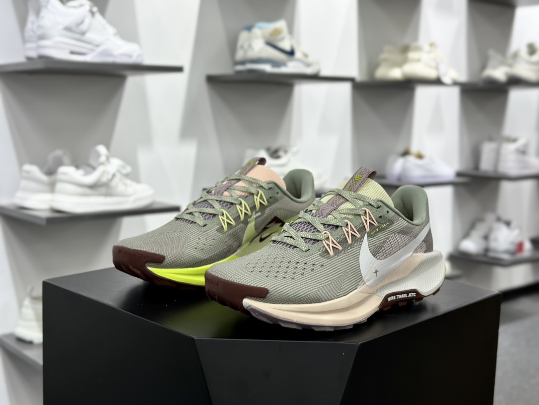 耐克Nike Reactx Pegasus Trail 5”Jade Horizon Crimson Tint”飞马慢跑鞋“浅绿褐棕粉黄”DV3865-300