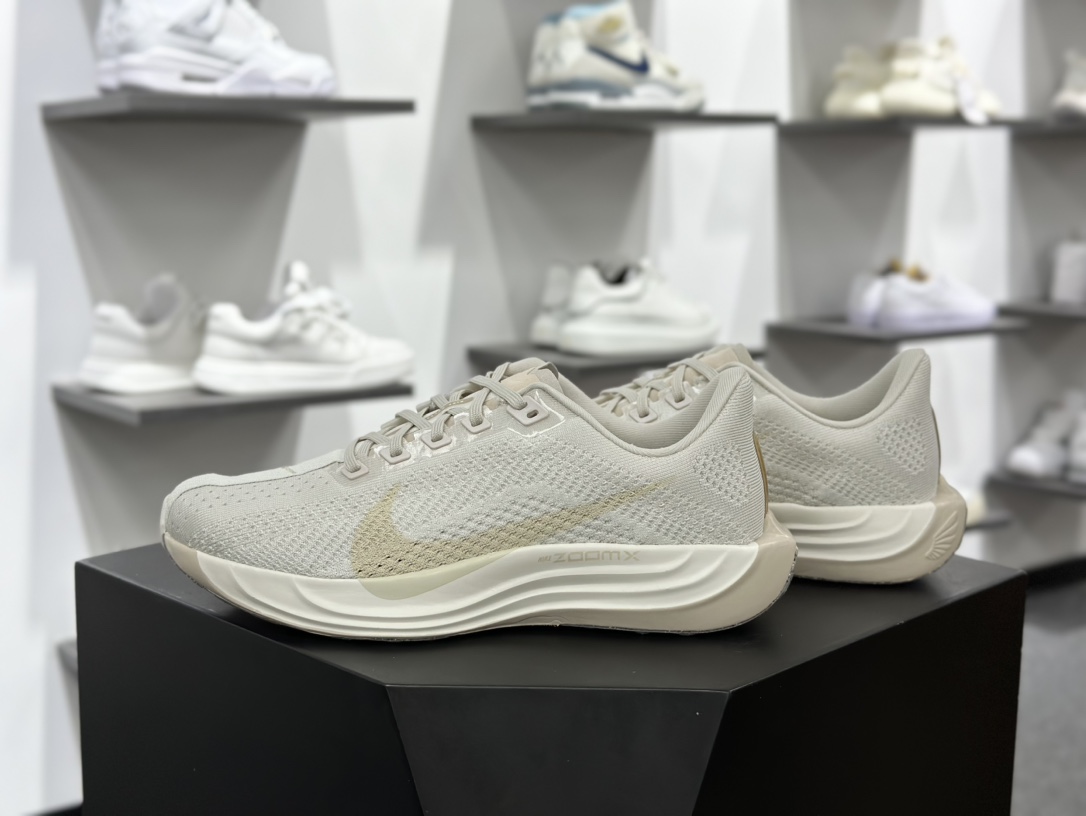 Nike Air Zoom Pegasus Plus”Light Orewood Brown”飞马加强版系列低帮慢跑鞋“针织浅米棕钩子”FQ7261-100