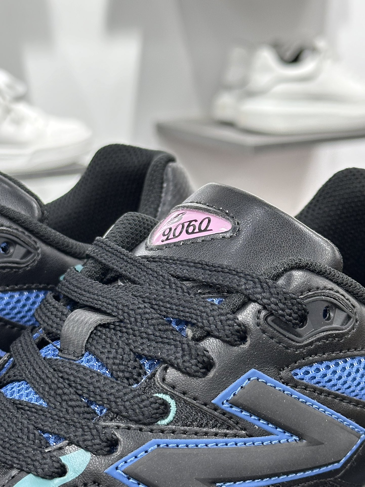 NB新百伦New Balance 9060”Blue Agate”系列复古跑步鞋“黑粉绿蓝”U9060AGC