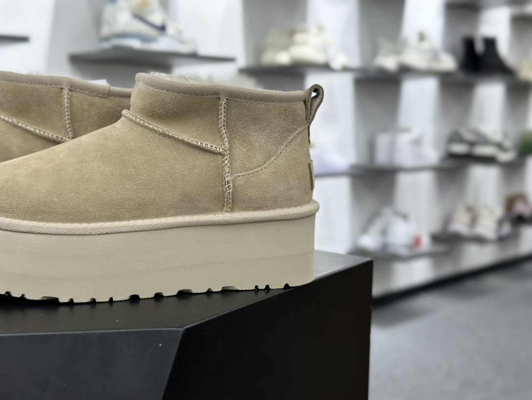 UGG W Classic Ultra Mini Platform Bovelty 新奇增强厚底短靴“可乐深棕加绒”1135092-CHE