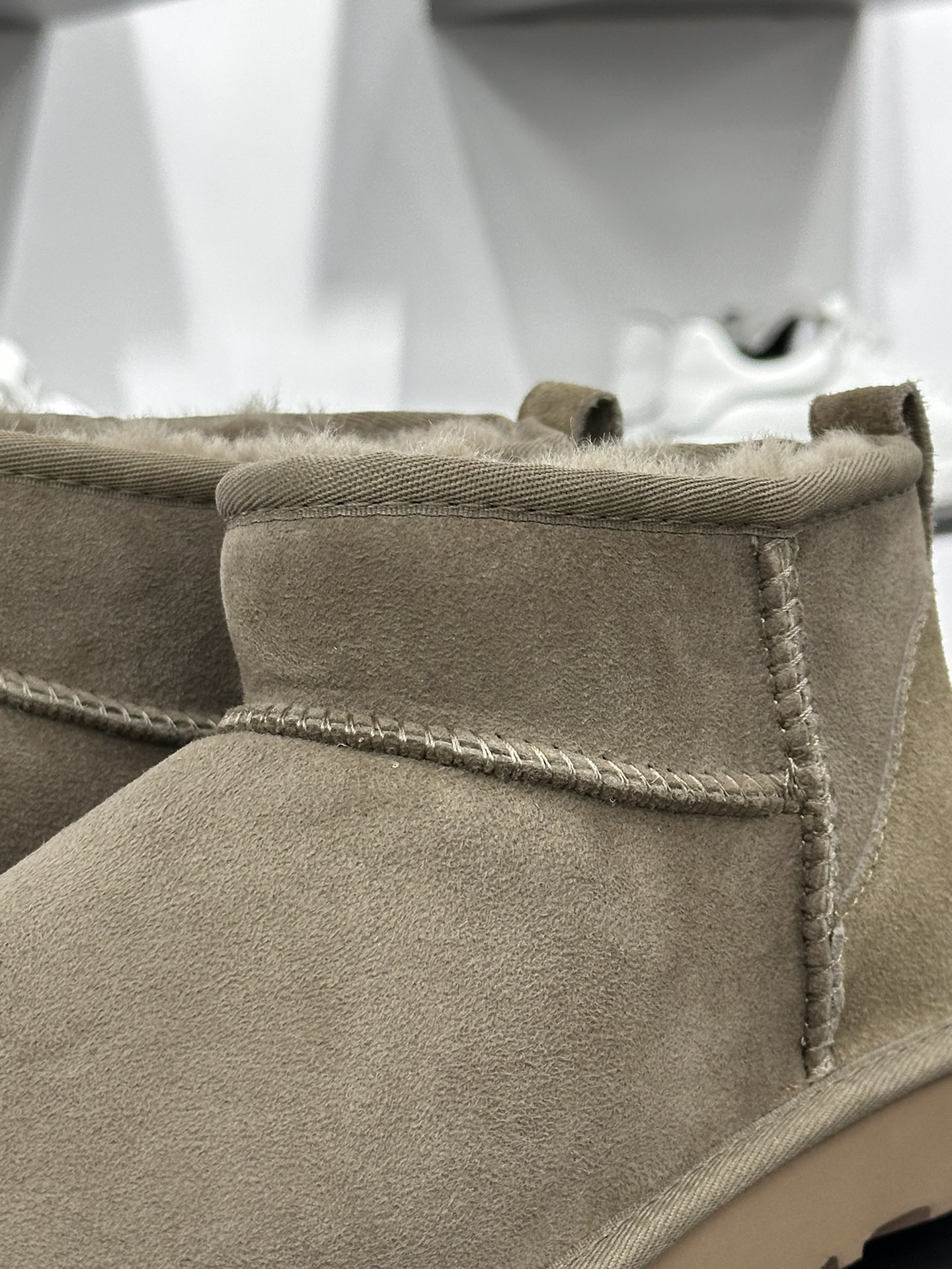 UGG W Classic Ultra Mini 经典迷你超短系列8.9cm短筒加绒休闲百搭短靴“羚羊棕加绒”1116109-ALP