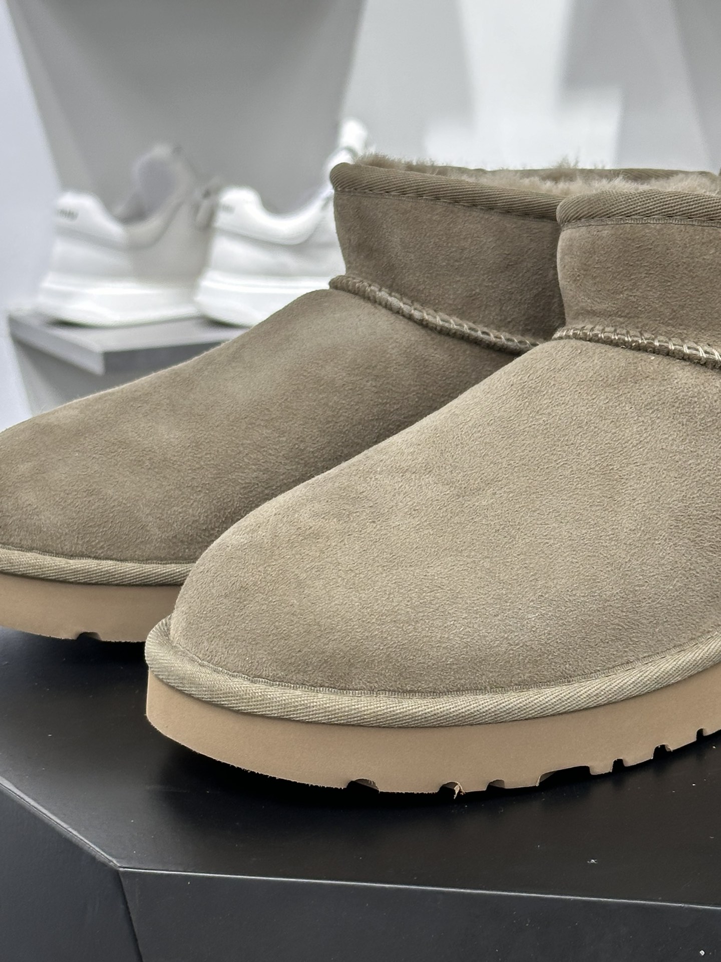 UGG W Classic Ultra Mini 经典迷你超短系列8.9cm短筒加绒休闲百搭短靴“羚羊棕加绒”1116109-ALP