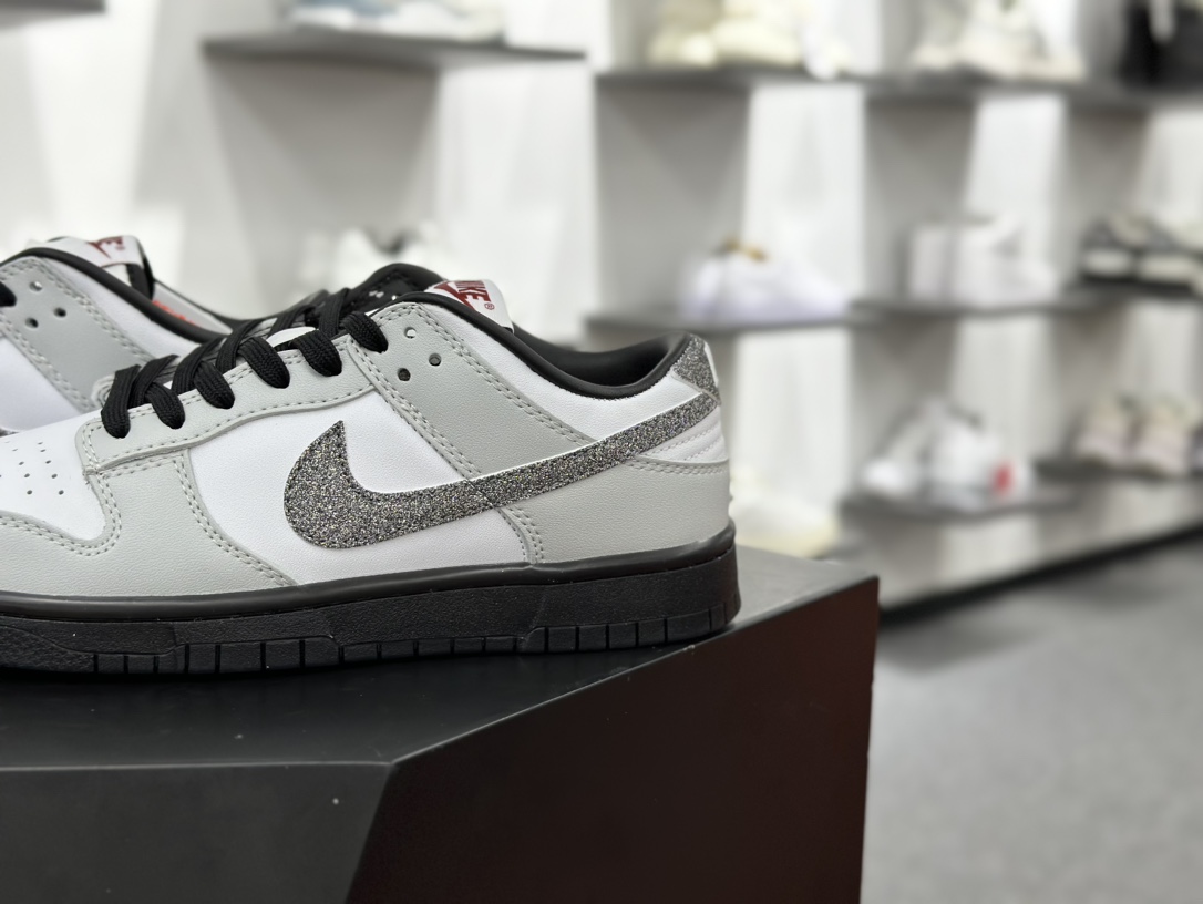 NIKE SB Dunk Low ”Glitter Swoosh” 灰白  HQ3462-191