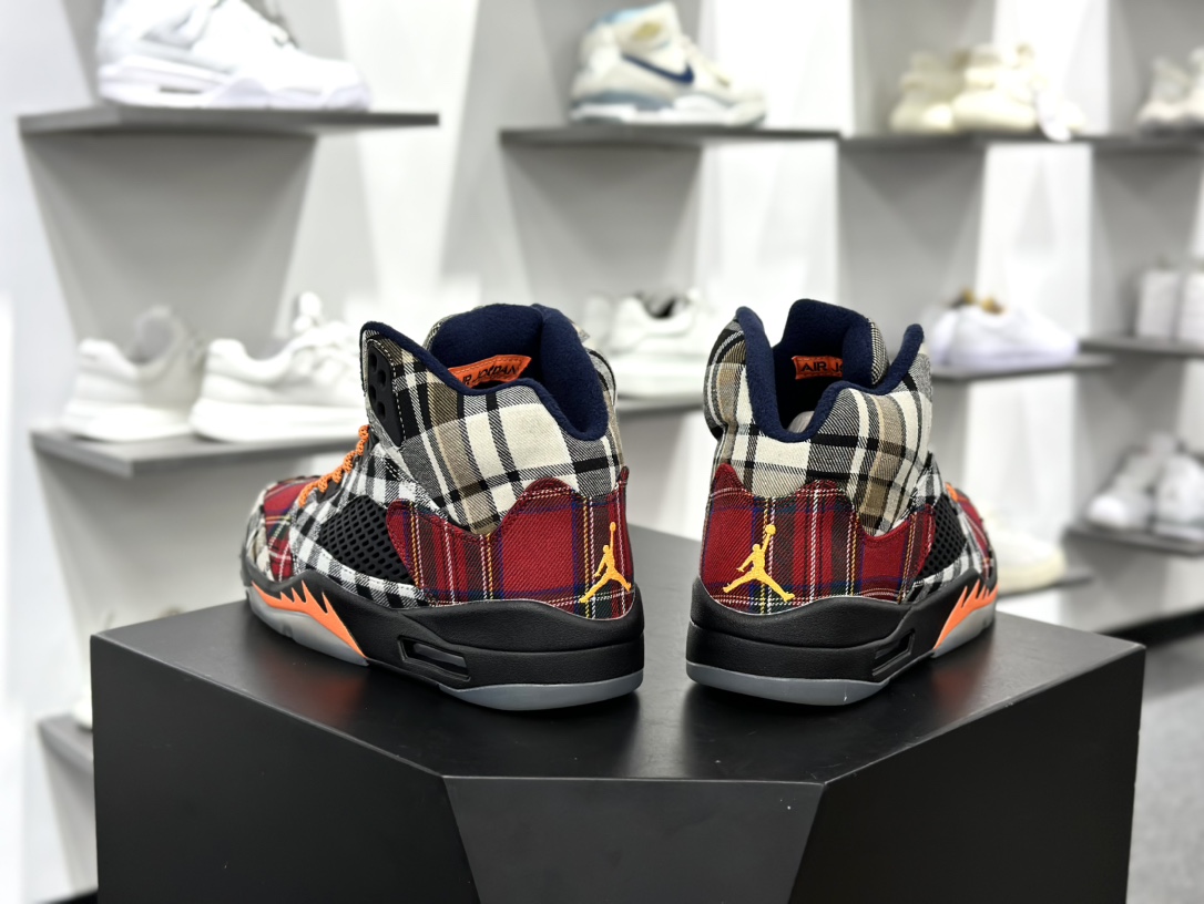 纯原 Air Jordan AJ5 Retro ”Plaid” 圣诞狂欢 苏格兰格纹织布 FD4814-008