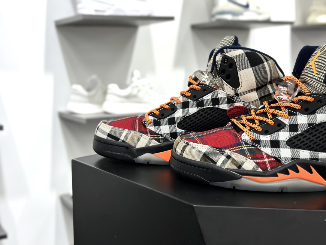 纯原 Air Jordan AJ5 Retro ”Plaid” 圣诞狂欢 苏格兰格纹织布 FD4814-008