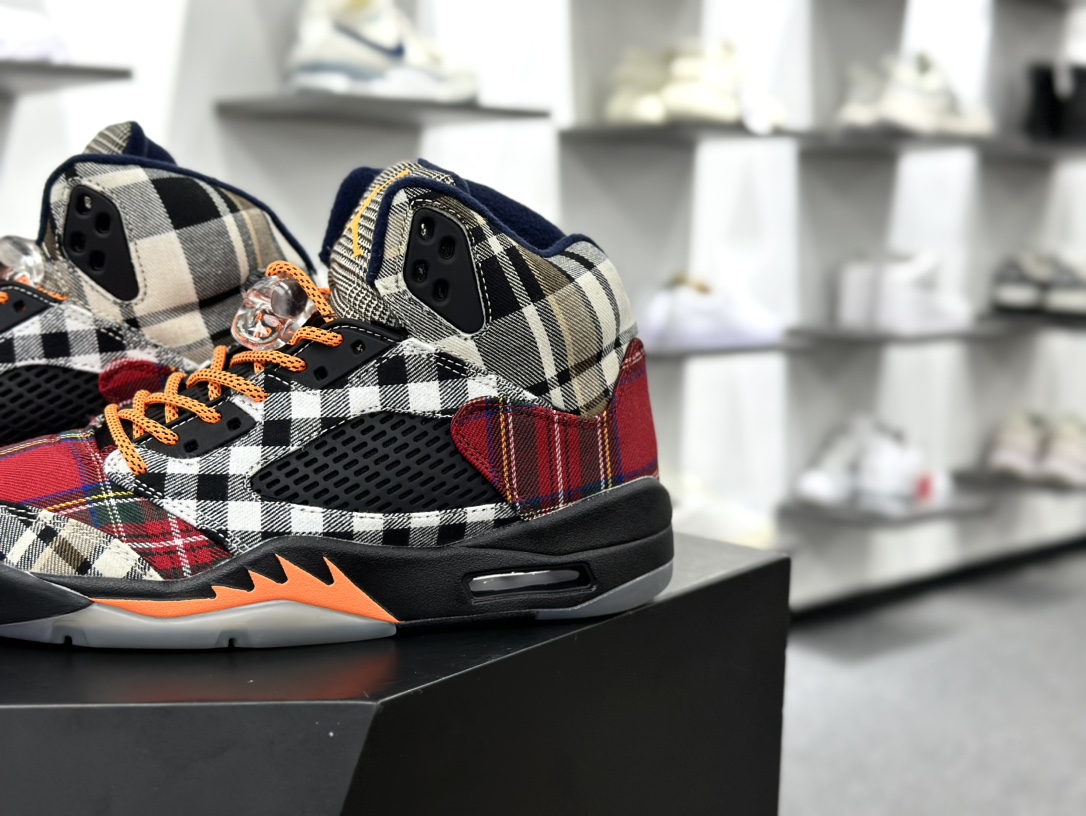 纯原 Air Jordan AJ5 Retro ”Plaid” 圣诞狂欢 苏格兰格纹织布 FD4814-008