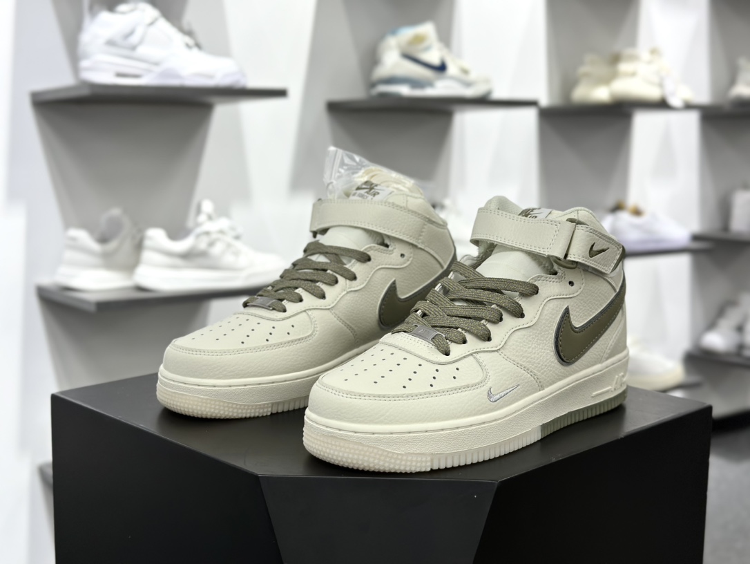 耐克Nike By You Air Force 1’07 Mid Retro 空军一号系列经典中帮板鞋“米白橄榄棕银叠钩小钩”XL0236-231