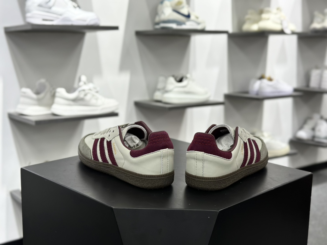 三叶草Adidas Originals Samba OG”Putty Grey Maroon”桑巴舞板鞋“奶灰栗子酒红焦糖底”ID1482