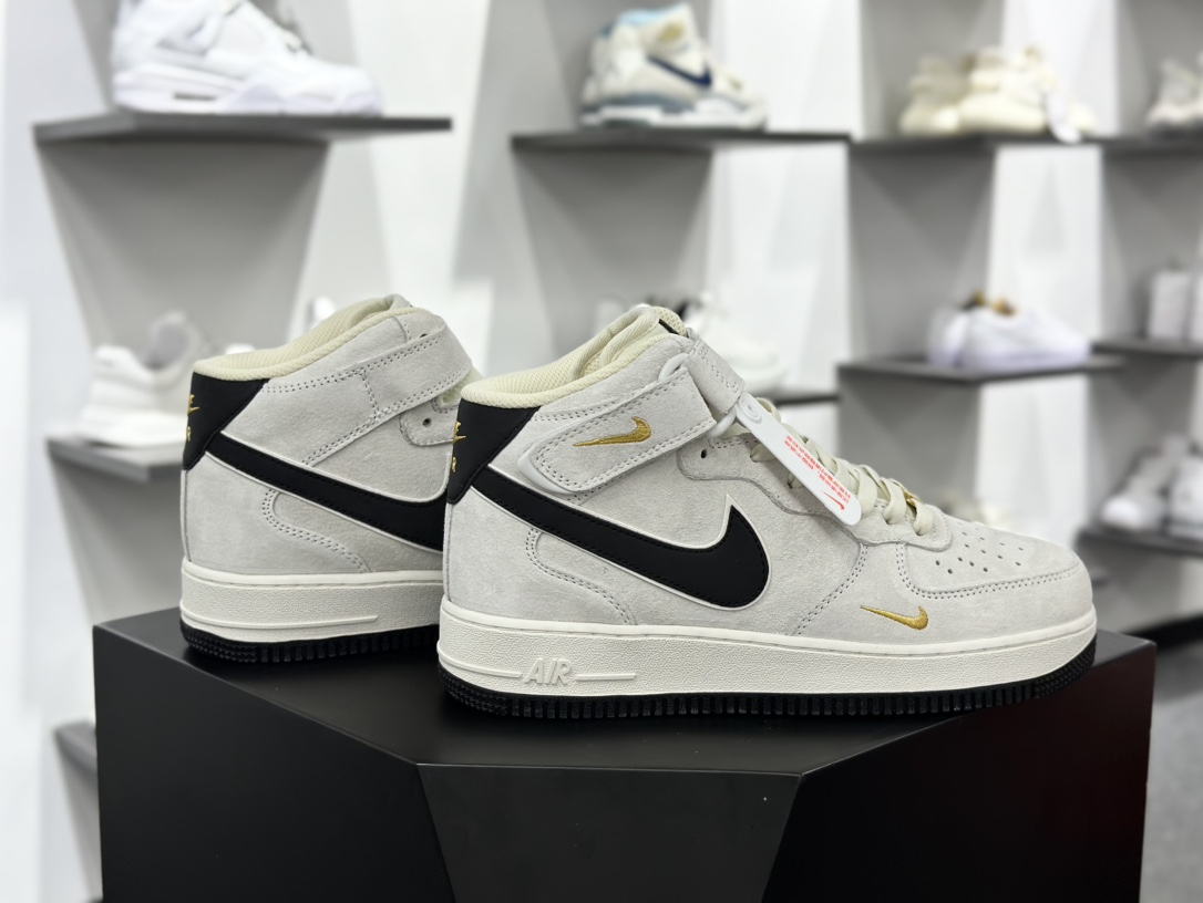 Nike Air Force 1MID ’07 小勾灰麂皮 空军一号中帮休闲板鞋  KG3031-011