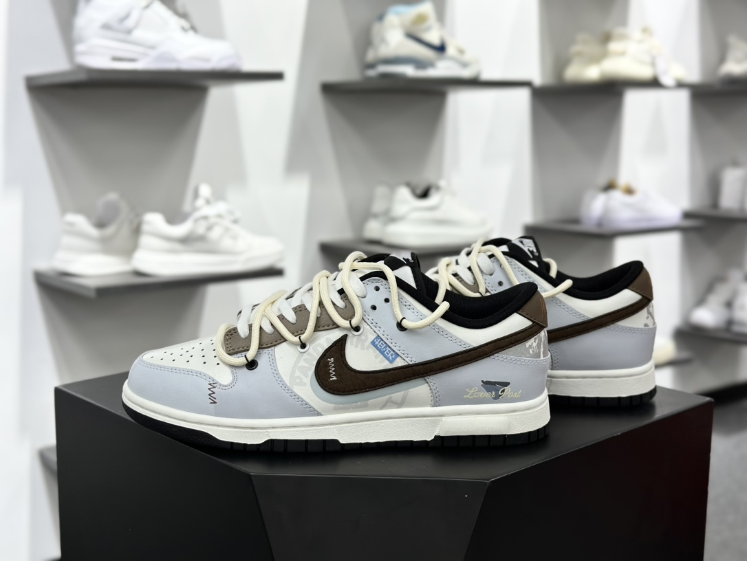 耐克Nike SB Dunk Low”National Customs”扣篮系列低帮休闲运动滑板板鞋“皮革灰蓝黑引线牵梦涂鸦”DD1391-100