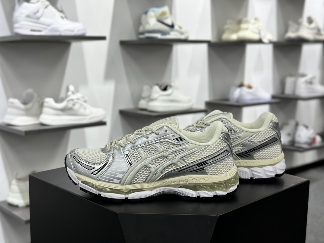 Asics Gel Kayano 12.1”Cream/Pure Aqua”卡亚诺12.1代系列低帮跑步鞋“联名奶白金属银”1203A555-100