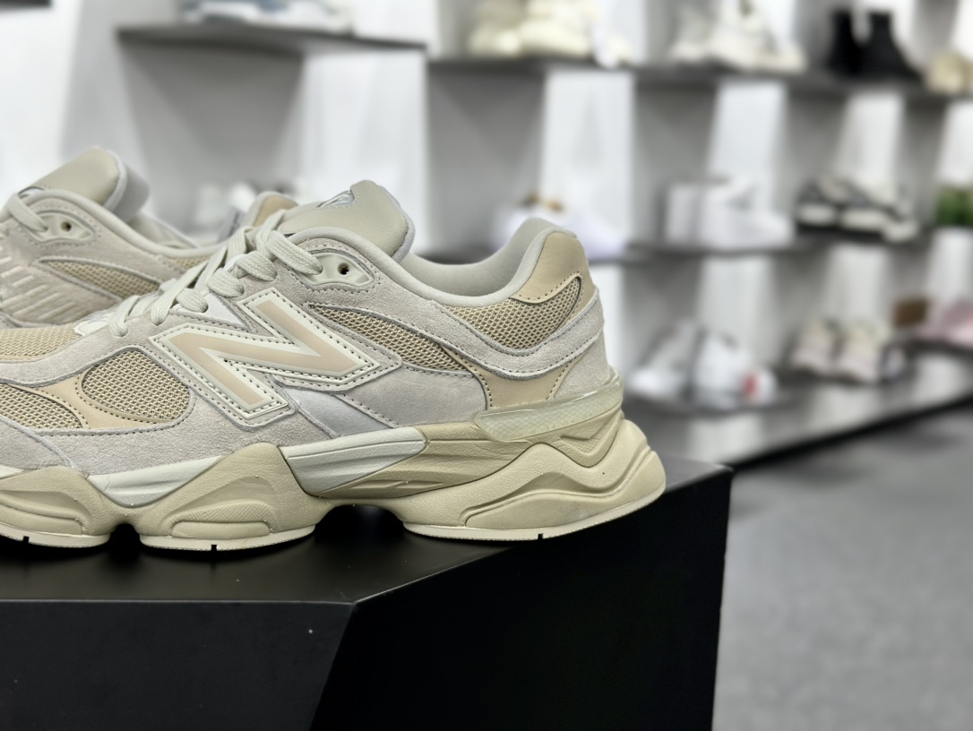 新百伦New Balance 9060”Beige White”系列复古百搭跑步鞋“米白奶白”U9060SS