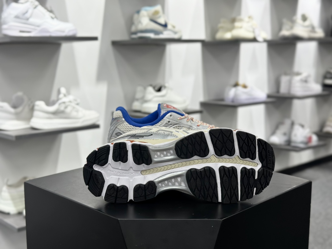 Asics Gel Kayano 12.1”Cream/Knicks”卡亚诺12.1代系列低帮跑步鞋“联名奶白金属银蓝橙”1203A555-101