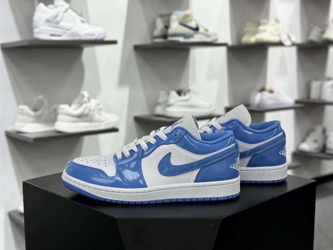 Air Jordan 1 Low 漆皮白蓝 FZ2138-114