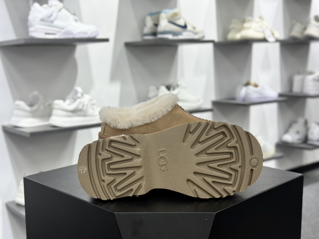 UGG W New Heights Cozy Clog 新高地缝线系列加厚坡跟款轻量化拖鞋“栗子棕加绒”1162510-CHE