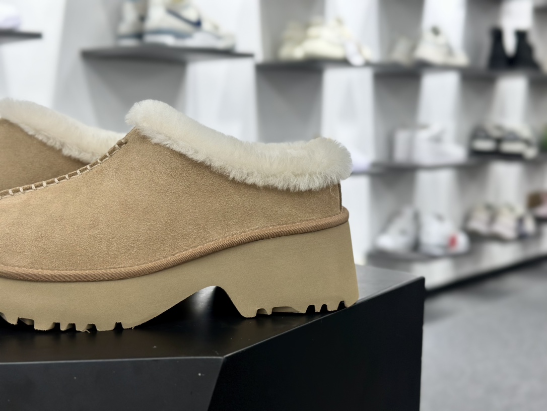 UGG W New Heights Cozy Clog 新高地缝线系列加厚坡跟款轻量化拖鞋“栗子棕加绒”1162510-CHE