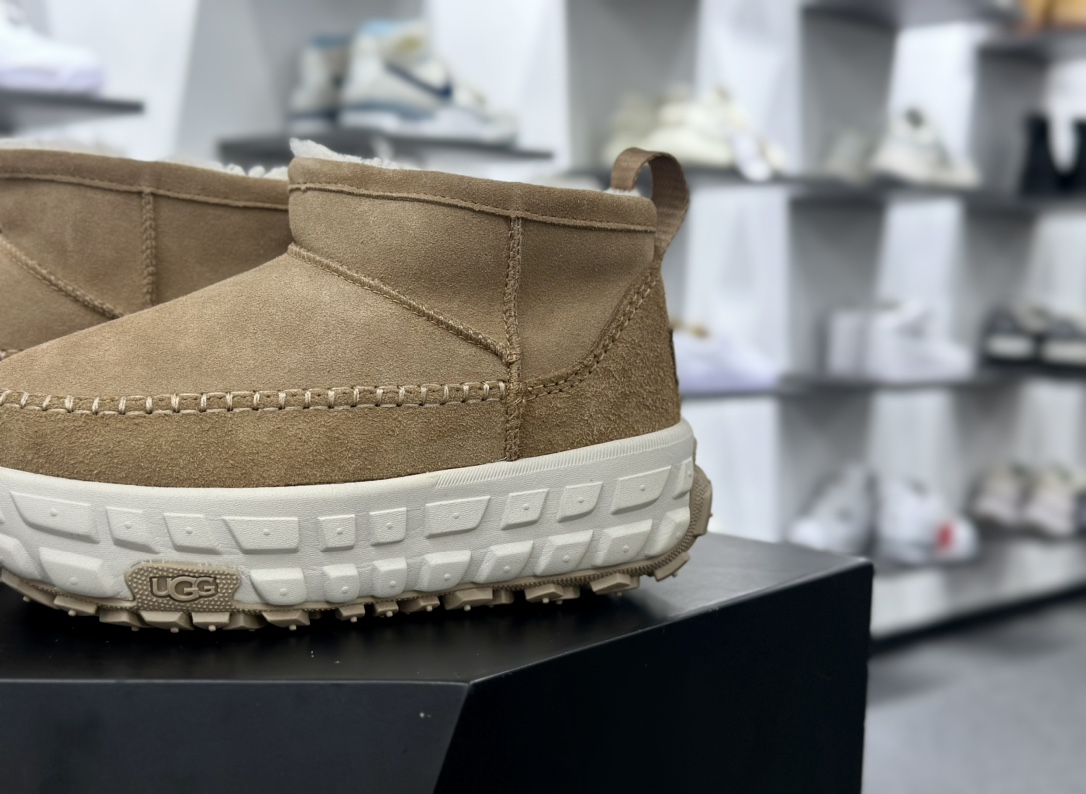 UGG W Venture Daze Ultra Mini 塔斯曼轮胎底系列增强加厚款短靴“栗子棕加绒”1158200-CTC