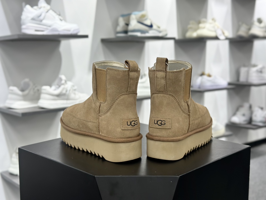 UGG Classic Chelsea Platform Mini Boot 经典系列西靴“栗子棕加绒”1134526/1158051-CHE