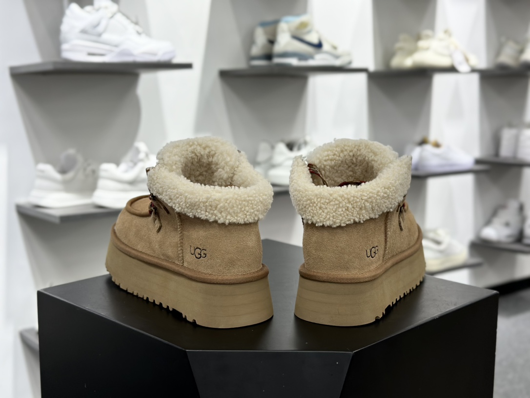 UGG W Funkarra Cabin Cuff 芙卡拉系带系列增高加厚羊毛厚绒休闲运动雪地便鞋“栗子棕加绒”1143954-CHE