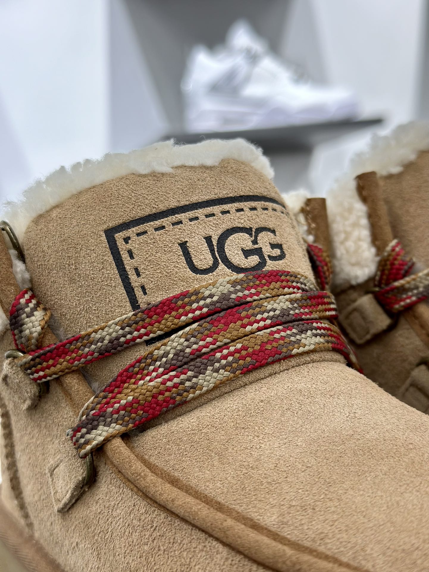 UGG W Funkarra Cabin Cuff 芙卡拉系带系列增高加厚羊毛厚绒休闲运动雪地便鞋“栗子棕加绒”1143954-CHE