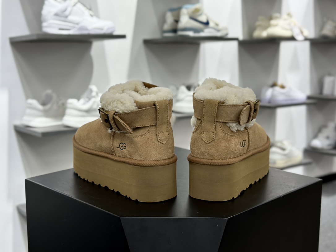 UGG W Ultra Mini Belted Roller Boot 新奇增强厚底版系列搭扣厚底短靴“栗子棕加绒”1144041-CHE