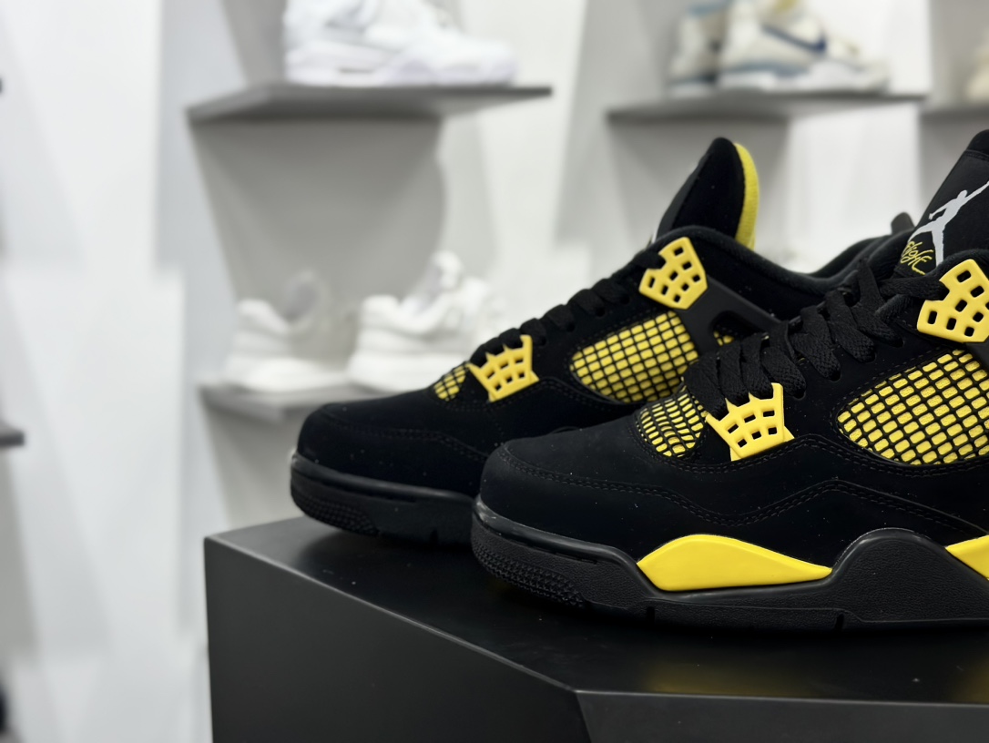 耐克Nike Air Jordan 4 Retro”Black Cat”AJ4代中帮篮球鞋“黑黄雷公”DH6927-017