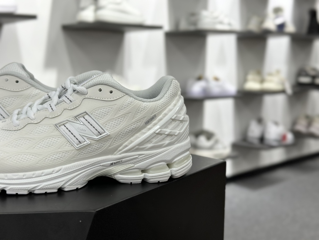 新百伦New Balance M1906R”Fantom Fit”系列低帮复古慢跑鞋“全白反光骨骼” U1906WFC