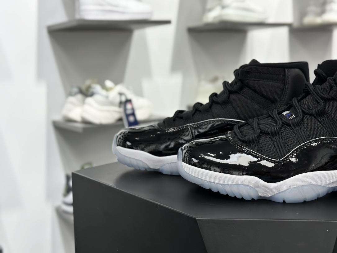 耐克Nike Air Jordan 11 High”Bred”AJ11代迈克尔·乔丹高帮运动文化篮球鞋“大灌篮黑白” 378037-003