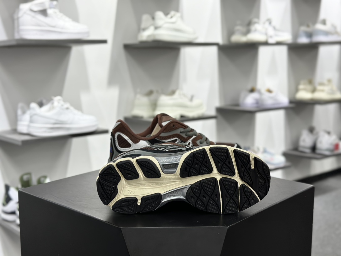 亚瑟士/Asics Gel-NYC 系列低帮复古休闲运动慢跑鞋 1203A383-200