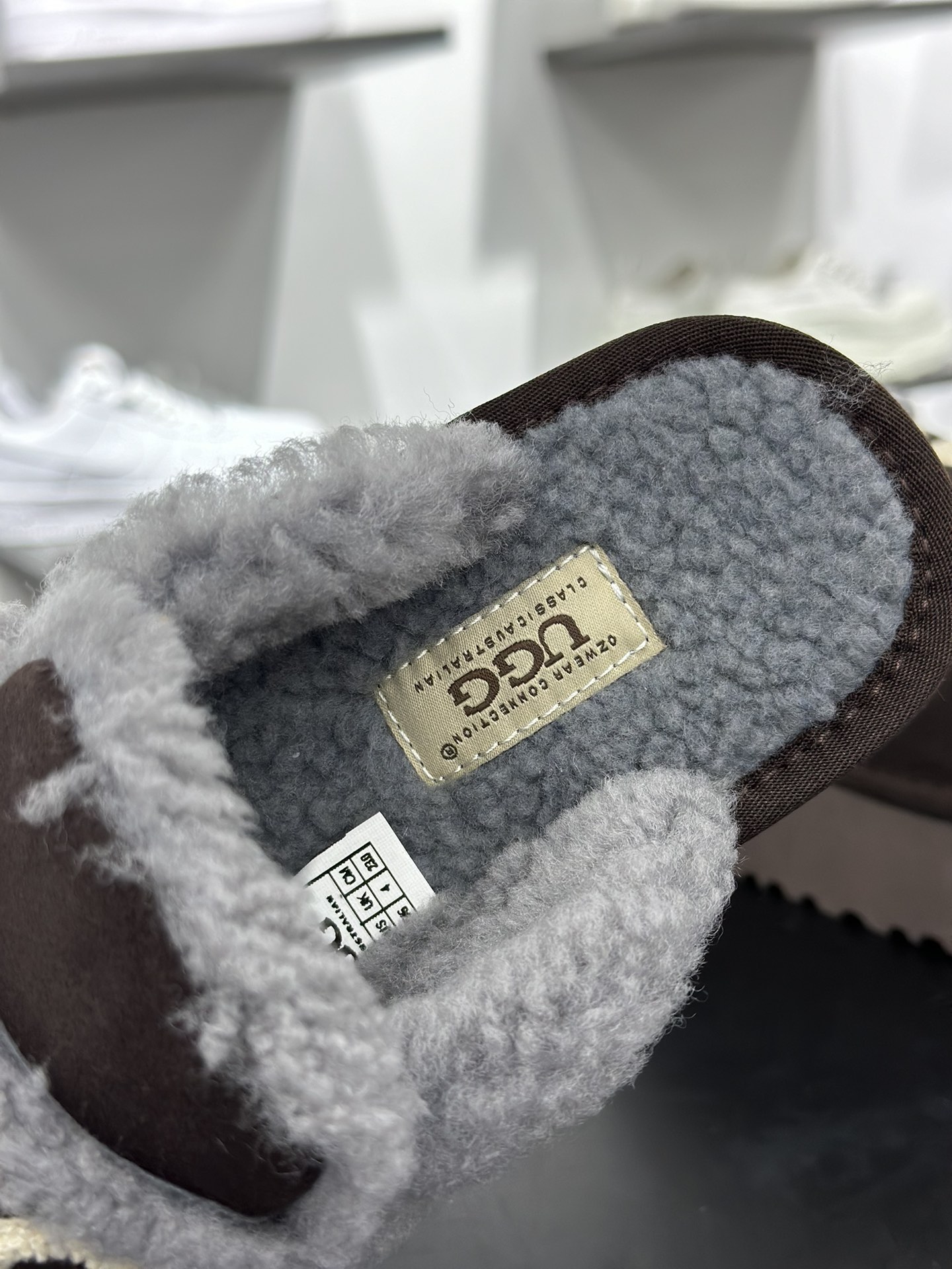 UGG W Classic Coquette Clog Slipper II 科凯特2.0加厚款系列时尚保暖露跟半拖鞋“咖啡棕加绒” OB938/COFFEE