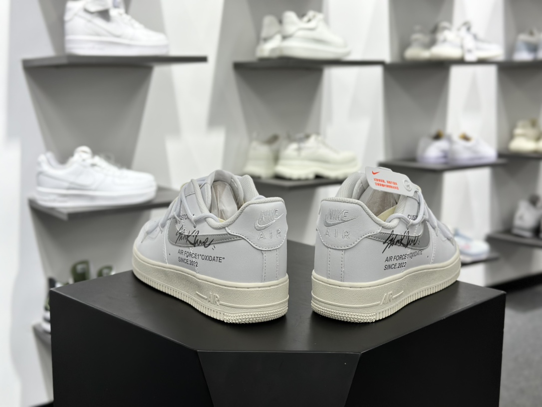 克Nike Air Force 1'07 Low Lot”OXIDATE”空军一号低帮经典板鞋“皮革白灰黑签名涂鸦绑绳”ZH0316-051