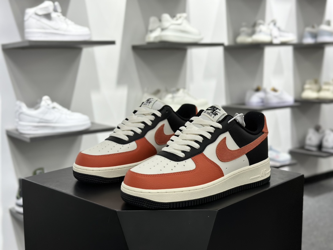 Nike Air Force 1’07 Low”Nike Air Force 1 Low ”Black/Vintage Coral/Pale Ivory”空军一号板鞋“拼接亮橙骨白黑” HQ4987-010