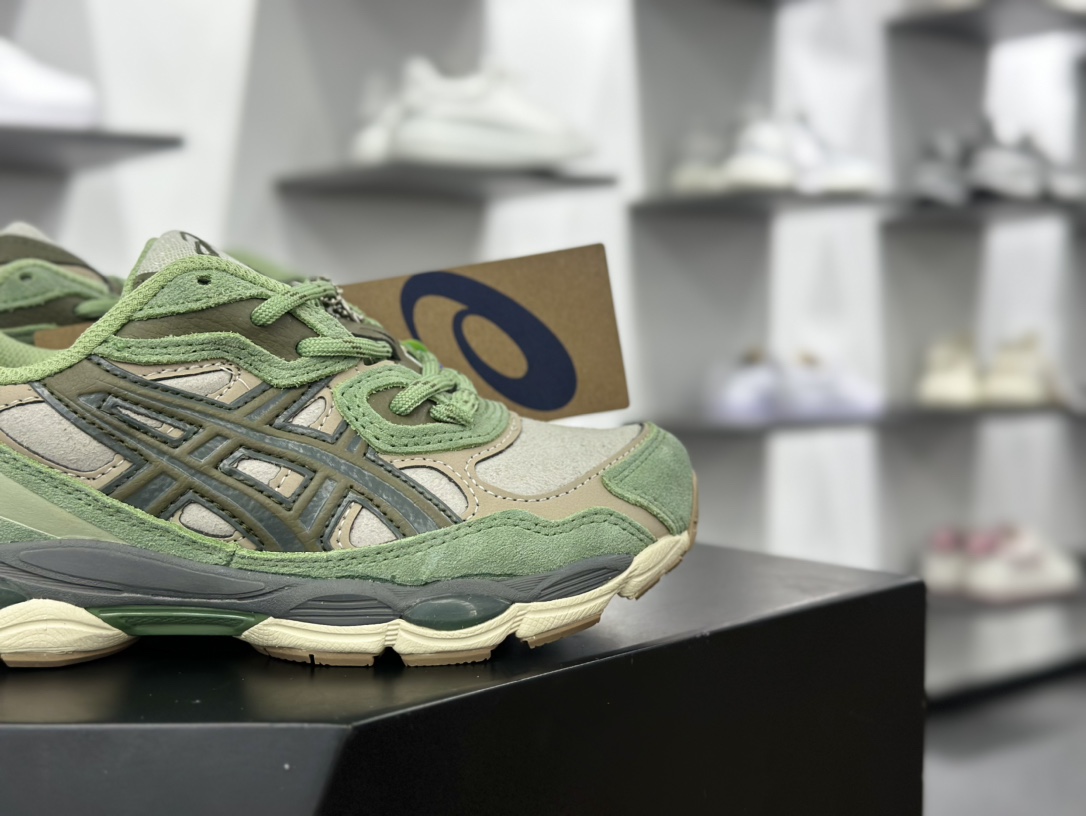 亚瑟士/ASICS Gel NYC轻量缓震休闲运动跑步鞋绿色”1203A477-020