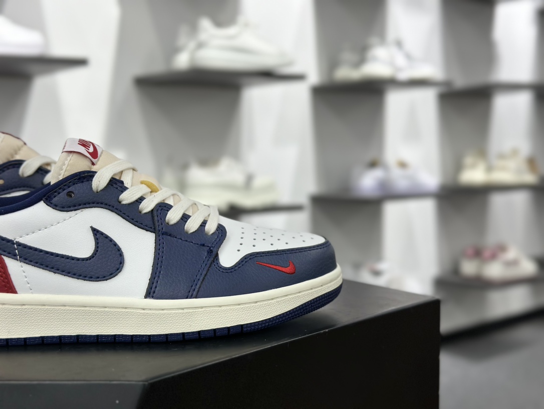 Air Jordan AJ1 Retro Low OG 低帮 白蓝红 HQ2993-100